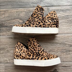 Steve Madden Wrangle Cheetah Wedge Sneakers -l